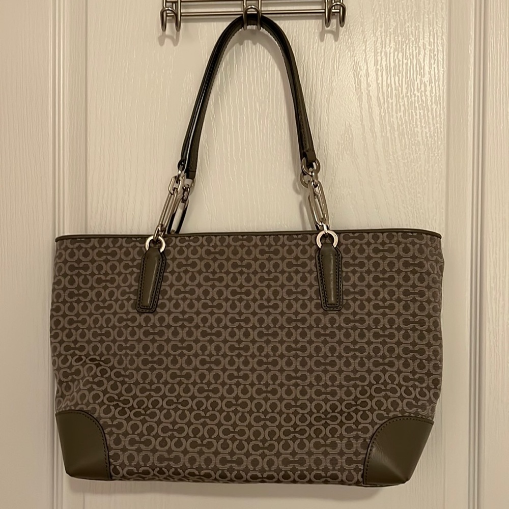 Authentic COACH Signature Shoulder Tote